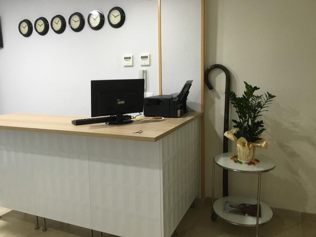Pension Alemania Alicante Rum bild