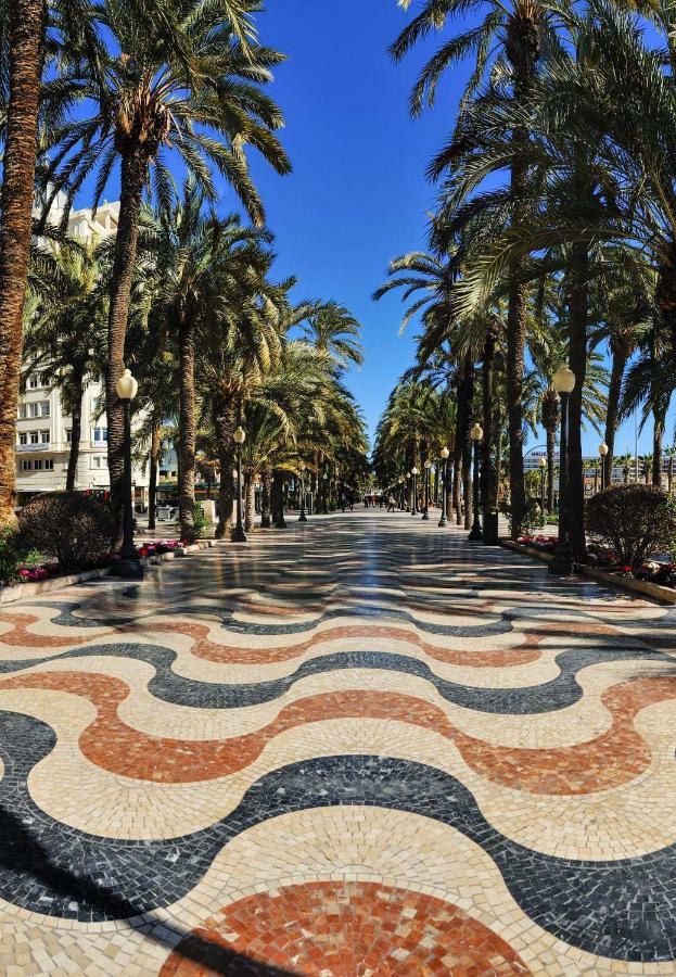 Pension Alemania Alicante Exteriör bild